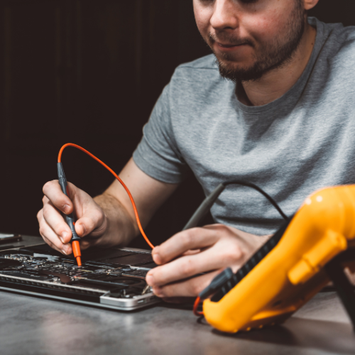 Reparação e Manutenção de Equipamentos Eletroeletrônicos